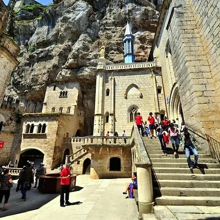 In With Private Garden Villa *