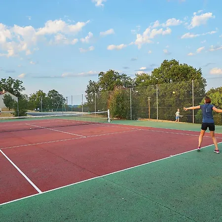 In With Private Garden