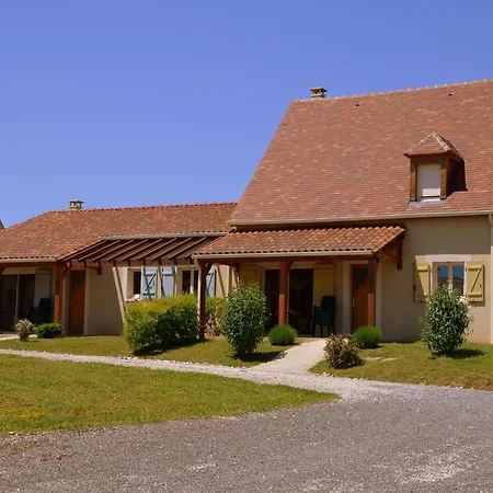 In With Private Garden Villa